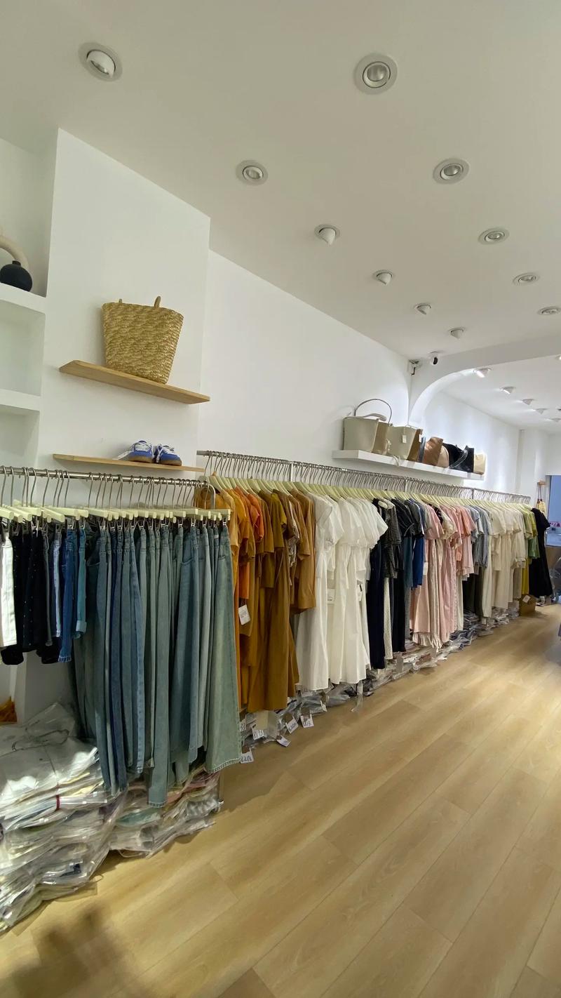 长丰县服装行业的春天来了:商家如何抓住新的商业模式机遇?